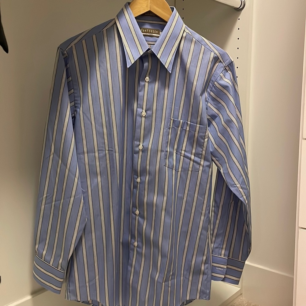 VAN HEUSEN MENS DRESS SHIRT NEW